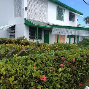  Apartment Rhonda's Abode1 And 2