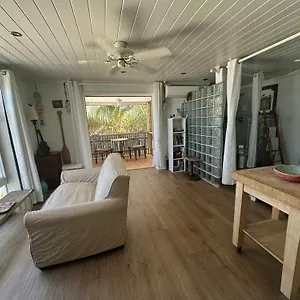 Apartment Beach'nbarefoot